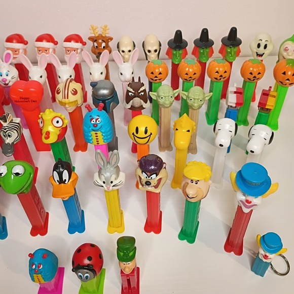 56 Piece PEZ Dispenser Collection Lot No Candy Some Vintage Keychains Minis - Picture 3 of 14